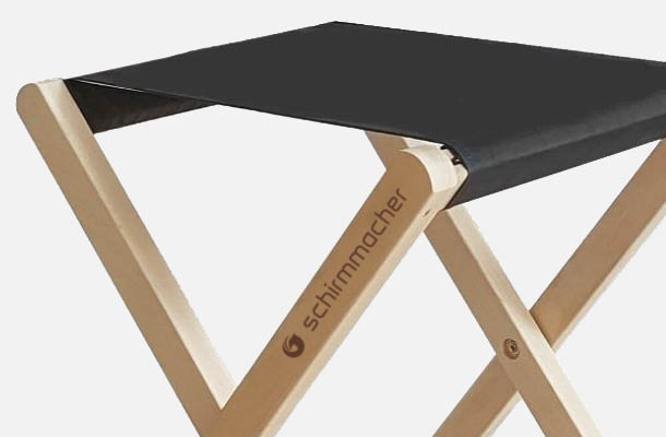 Incisione laser su telaio in legno